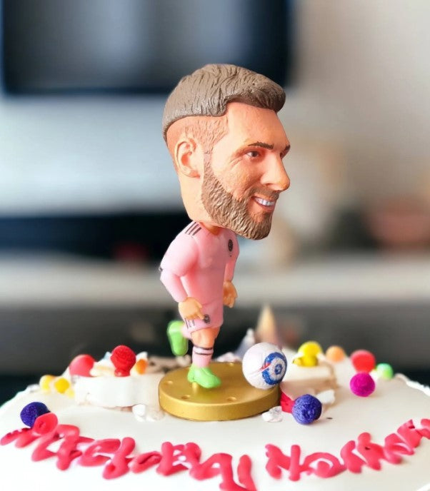 FOOTBALL FAN MINI MINIATURES