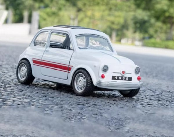 VW BEETLE DIE-CAST MINIATURE CAR